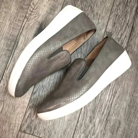 Fitflop Superskate Snake Gray Loafers size 6.5 comfort walking slip on sneaker - Picture 1 of 8